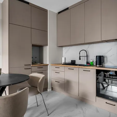 Apartment National Stadium Deluxe By Bookinghost